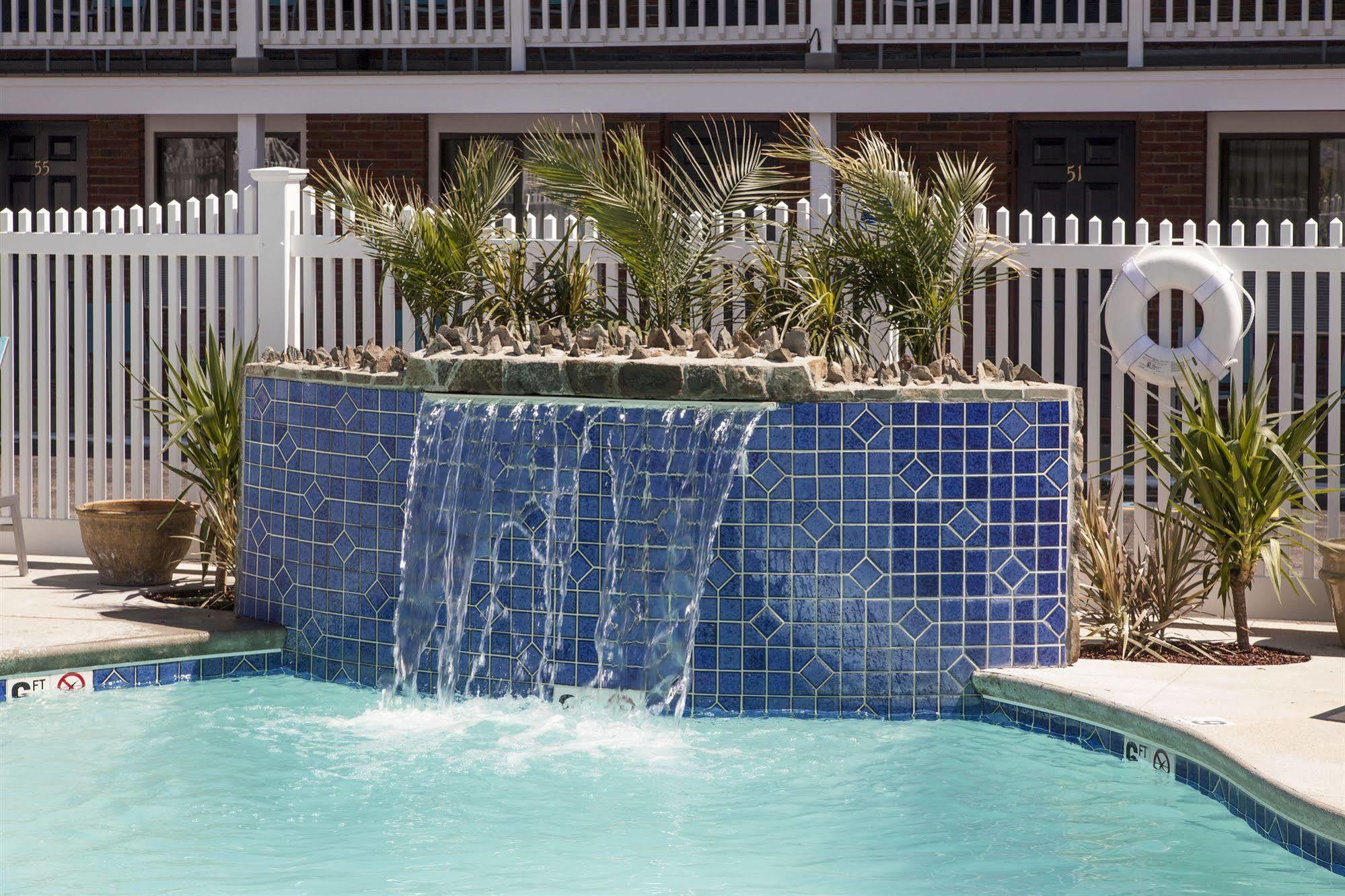 Sands By The Sea Motel York Exterior photo